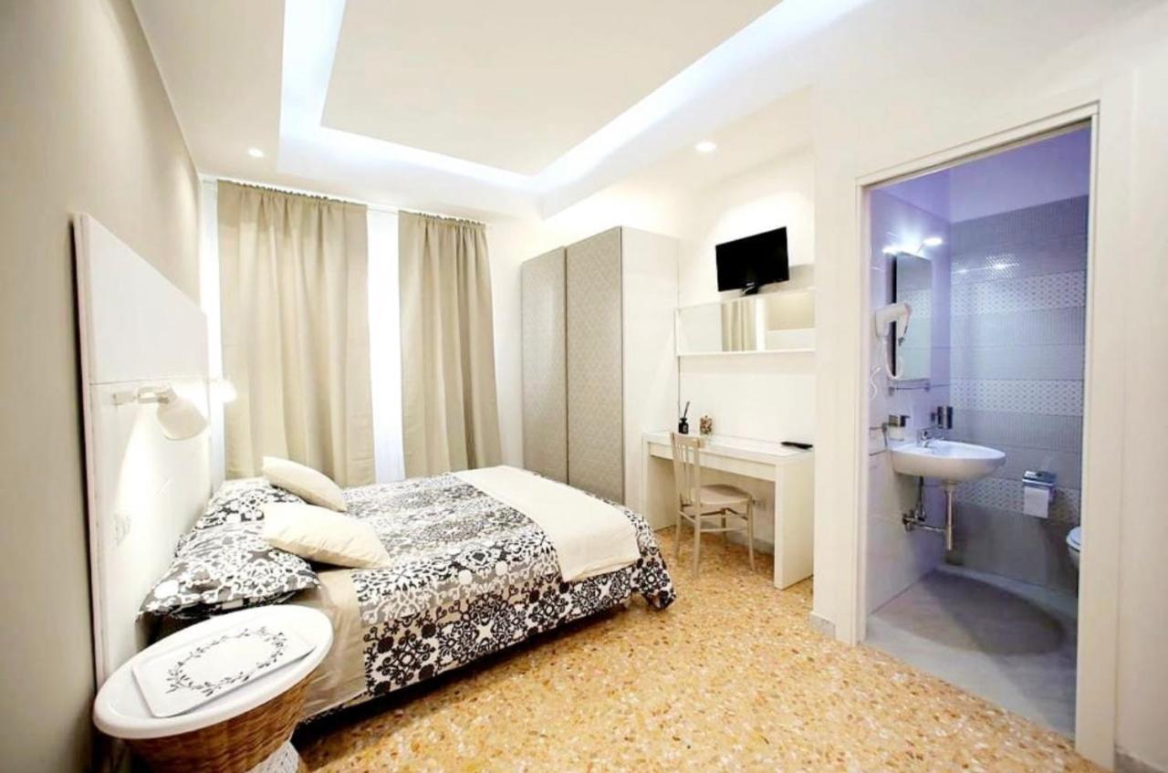 Vatican Inside Bed and breakfast